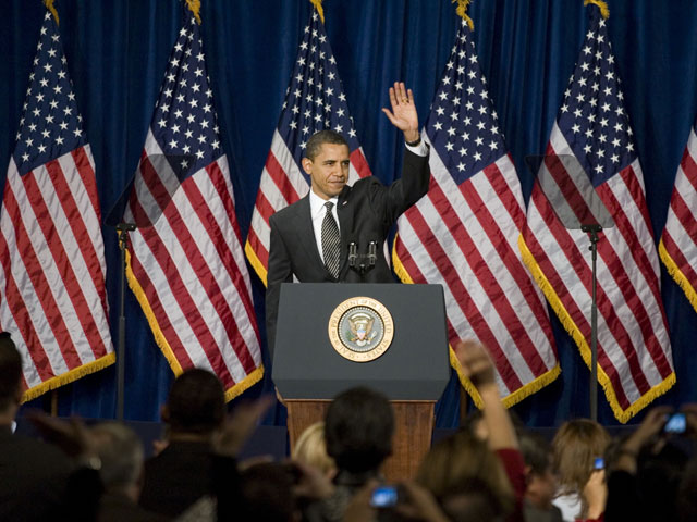 Photo Slideshow: Obama visits East Valley school to discuss mortgage crisis